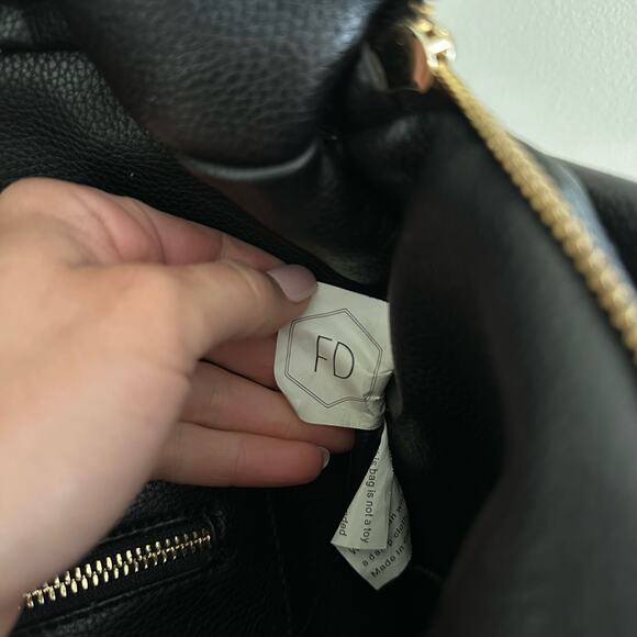 Fawn Design  Zip-Around Convertible Backpack Black - Picture 10 of 13